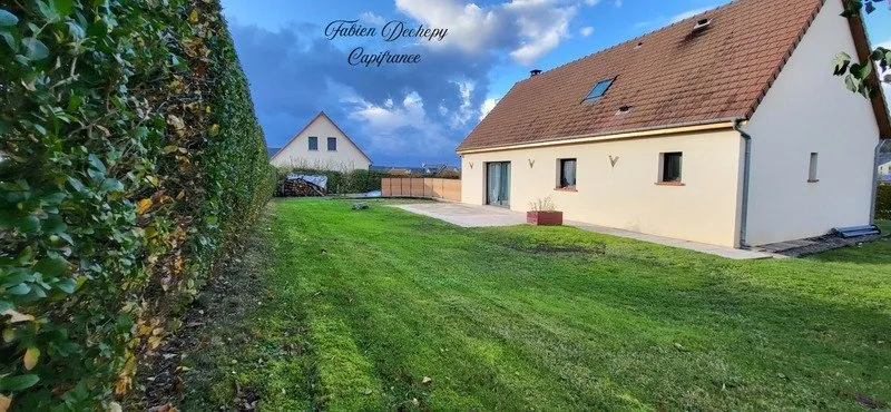 Aed - Family House with Garden in Neufchâtel-en-Bray