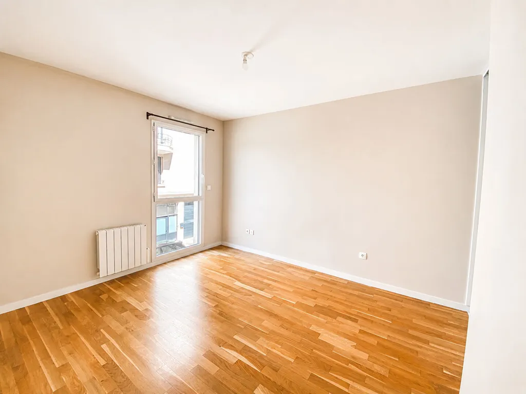 Stanze - Bright 2-Bed Flat with Balcony in Lyon 6ème