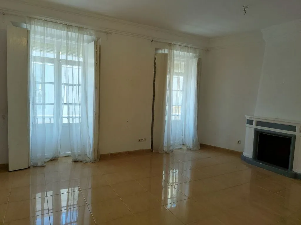 Soggiorno - 3-Bedroom Flat with Balcony in Historic Centre