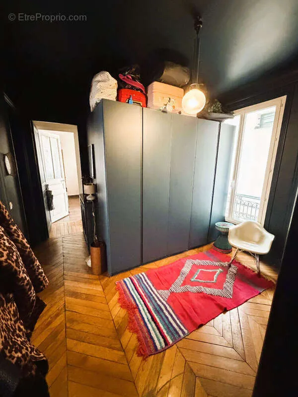 4-room apartment in Paris-10e