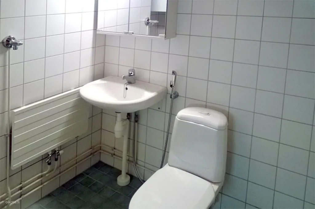 Salles de bain - Modern Studio with Sauna in Vuosaari, Helsinki