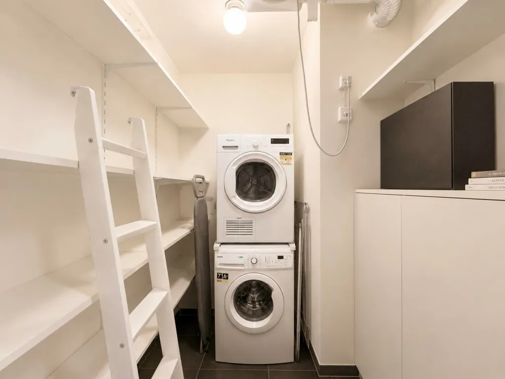 Utility Room - Furnished Apartment with Balcony in Amsterdam