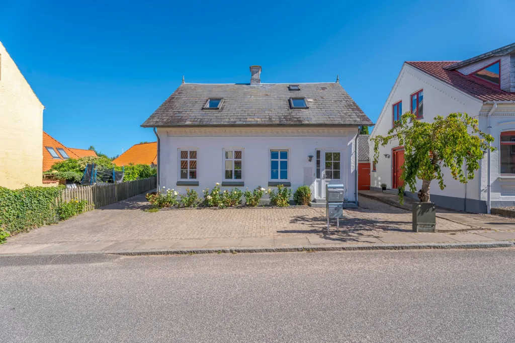 Esterno - Villa with Two Apartments in Assens
