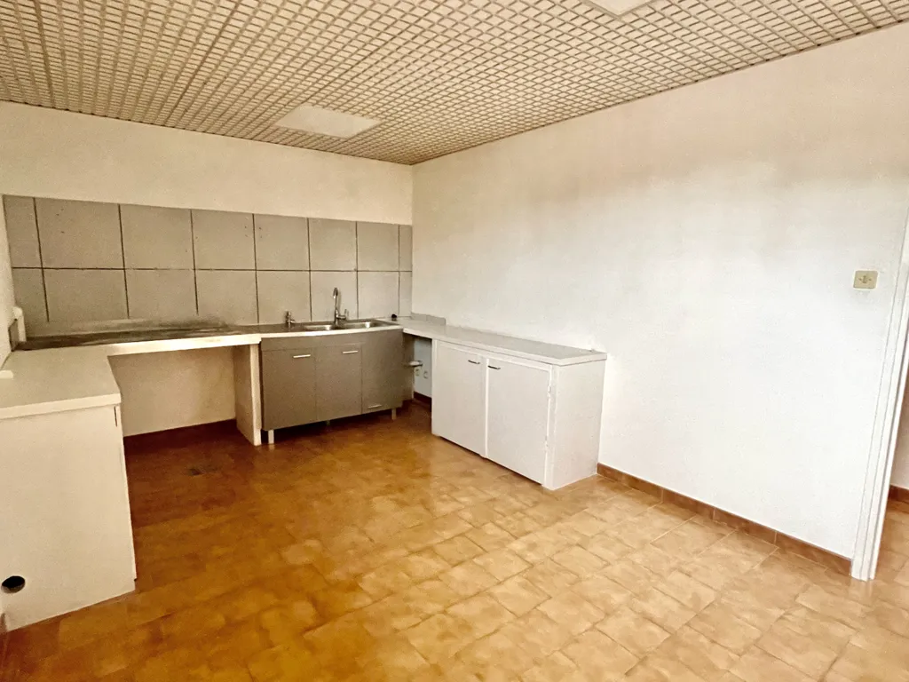 Köök - Commercial Space with Parking in Ajaccio