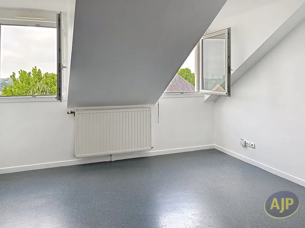 Toad - 3-Bedroom Apartment in Sautron Centre