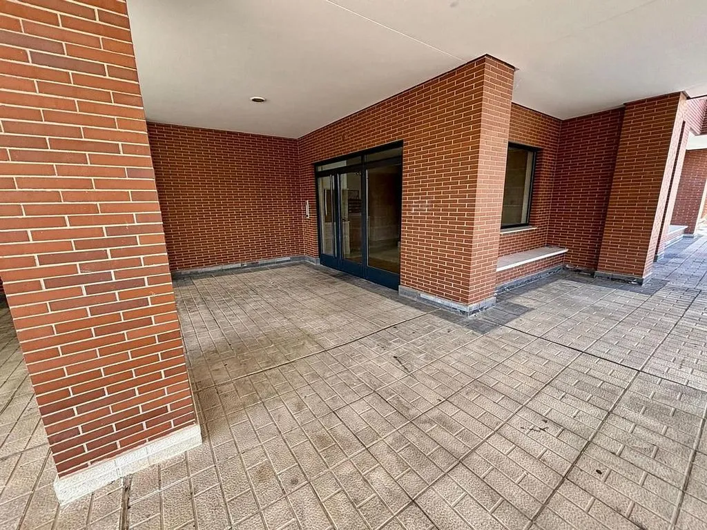 hallway_entrance