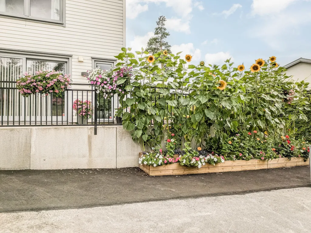 Aed - Modern Terraced House with Terrace in Högmora