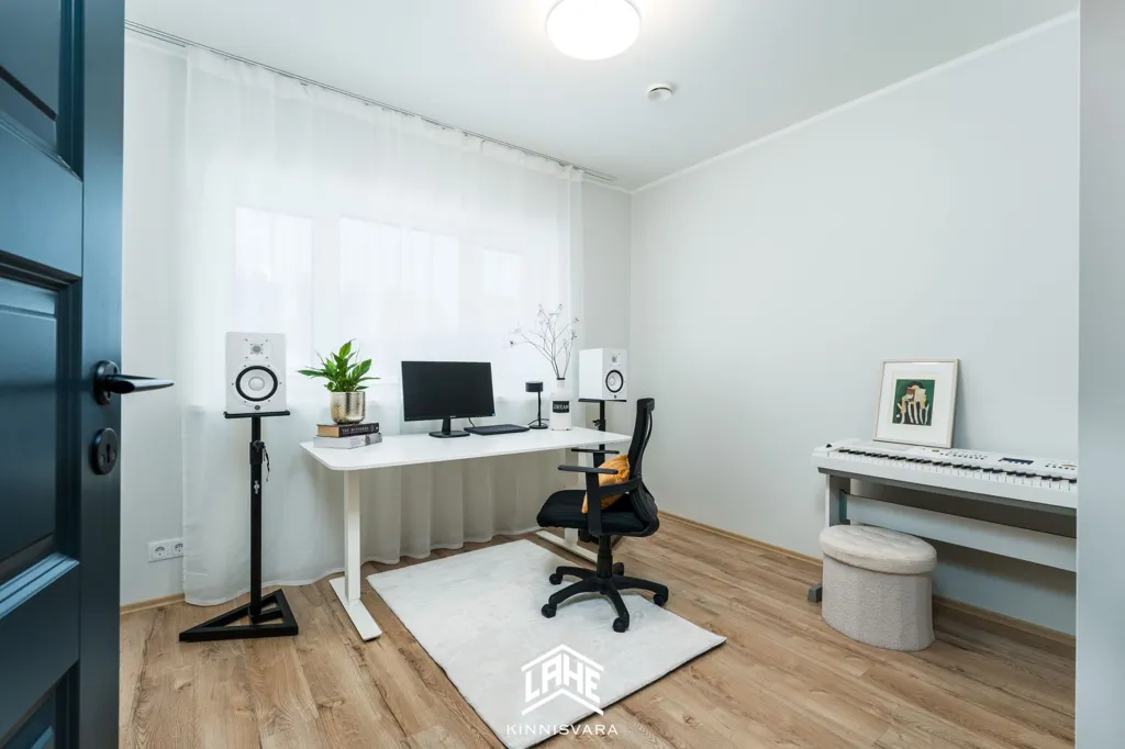 Office - Contemporary Brick House with Garden in Pärnu