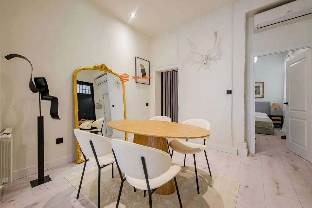 Salle à manger - Luxury Apartment with Rustic Elegance in Madrid