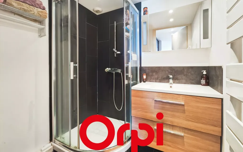 Salles de bain - Appartement avec vue mer à Bandol