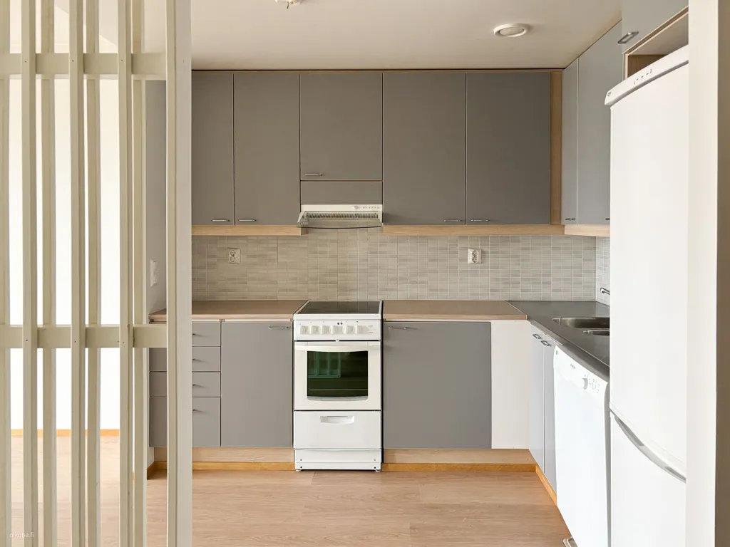 Cuisine - Modern Flat with Balcony in Hermanni, Helsinki