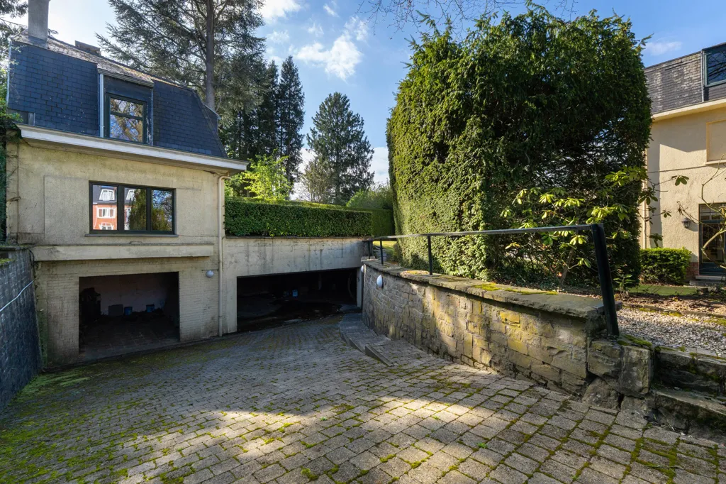 driveway