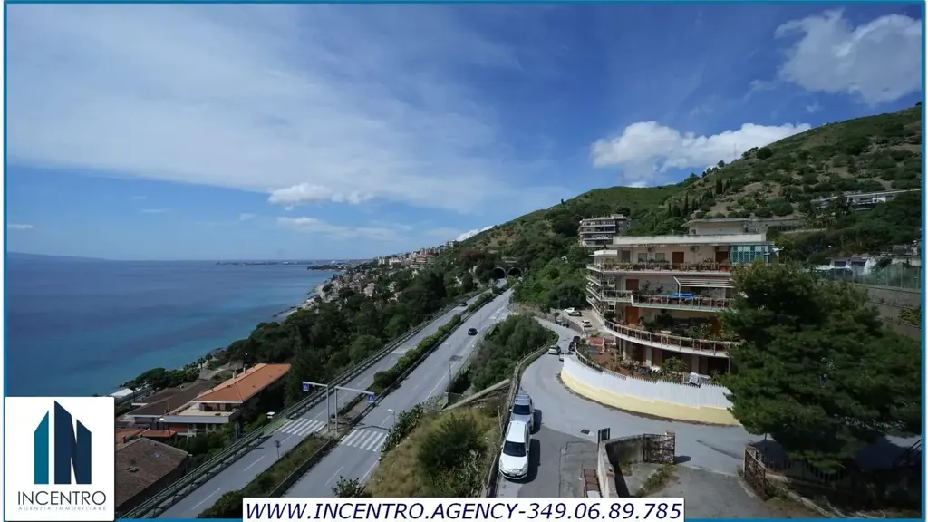 Extérieur - Apartment with Panoramic View in Messina