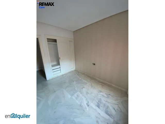 Toad - Spacious Flat with Balcony in Cáceres Old Town