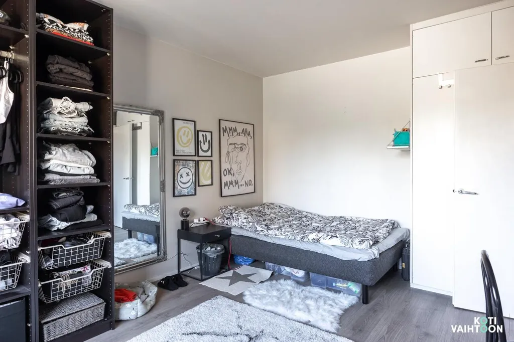 Magamistoad - Renovated Flat with Balcony in Helsinki