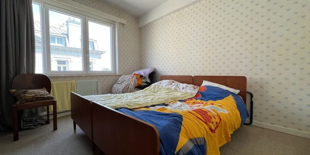 Magamistoad - Corner Apartment with Park View in Ostend