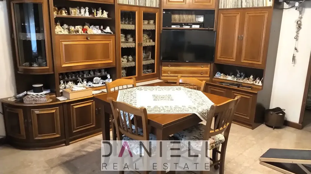 Salle à manger - Five-Bedroom Apartment with Terraces in Montecchio Maggiore