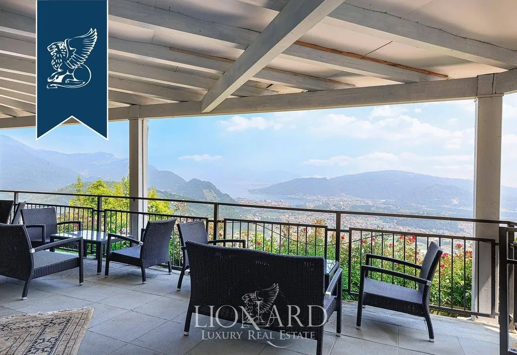 Terrass - Converted Monastery Villa near Lake Iseo
