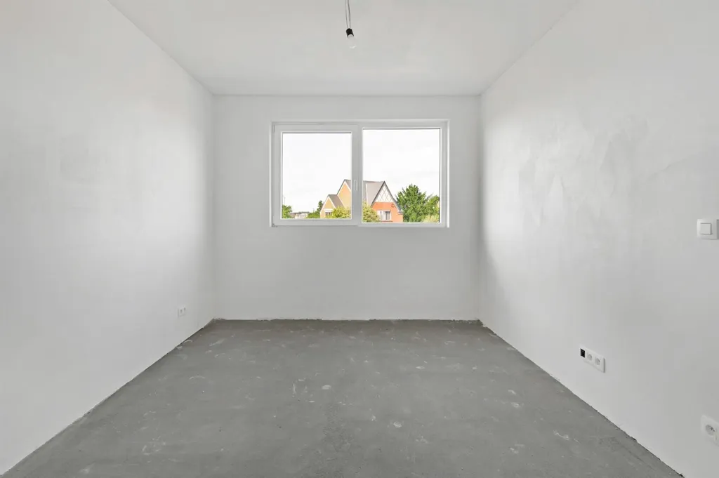 Contemporary Semi-Detached Home in New Development