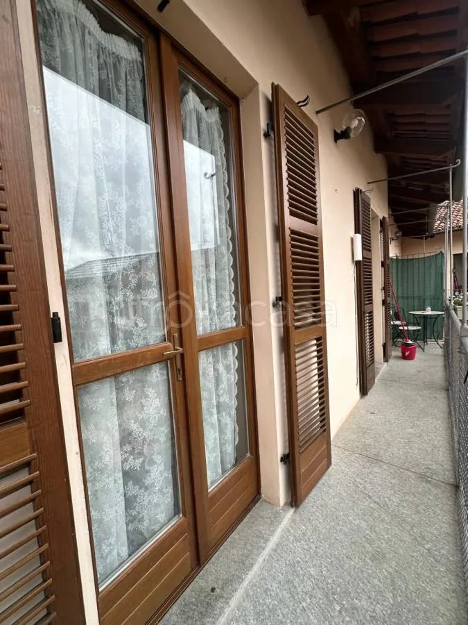 Balcone - Armed Trilocale with Balcony in Rosta