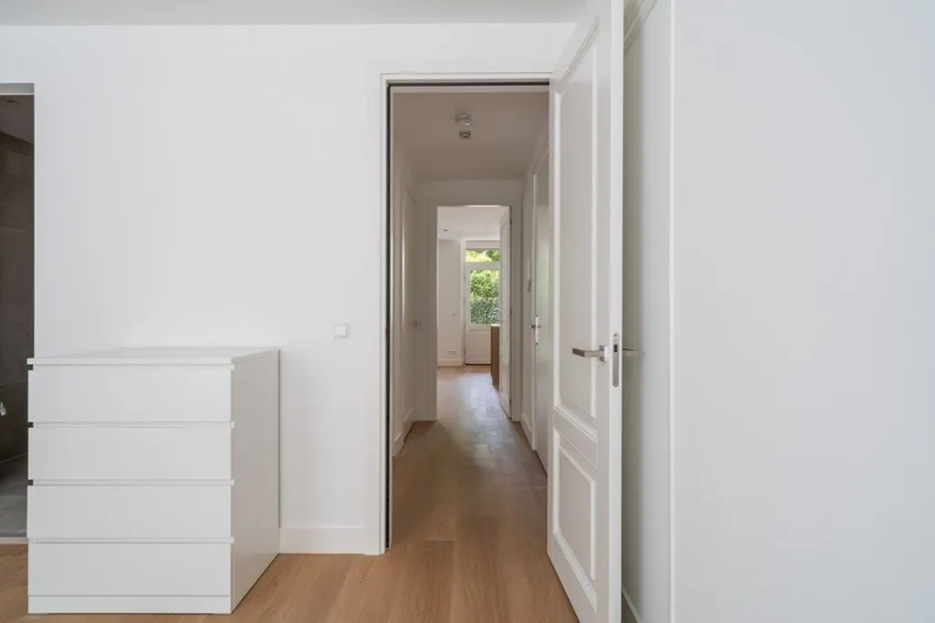Entrée - Renovated Apartment with Garden in The Hague