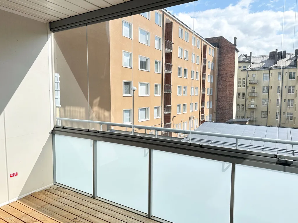 Balcony - Modern Studio with Balcony in Tampere Centre