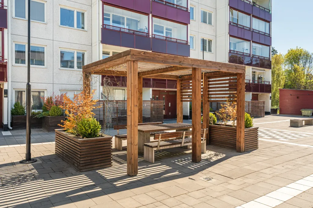 Giardino - Apartment with Balcony in Helenelund
