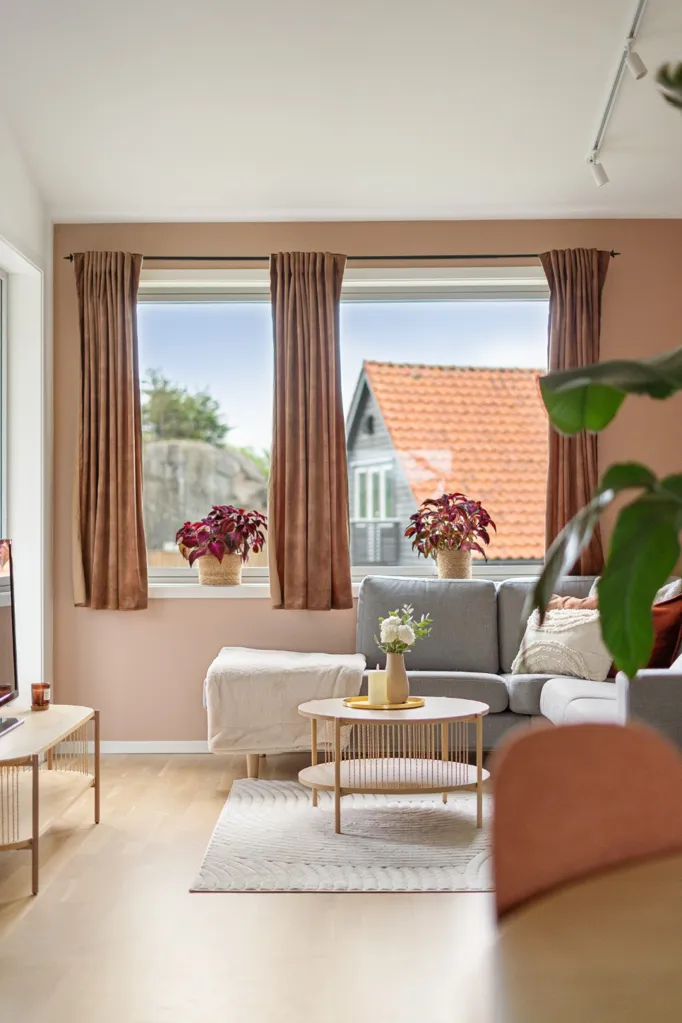 Séjour - Modern 2-Bedroom Flat with Balcony in Sola