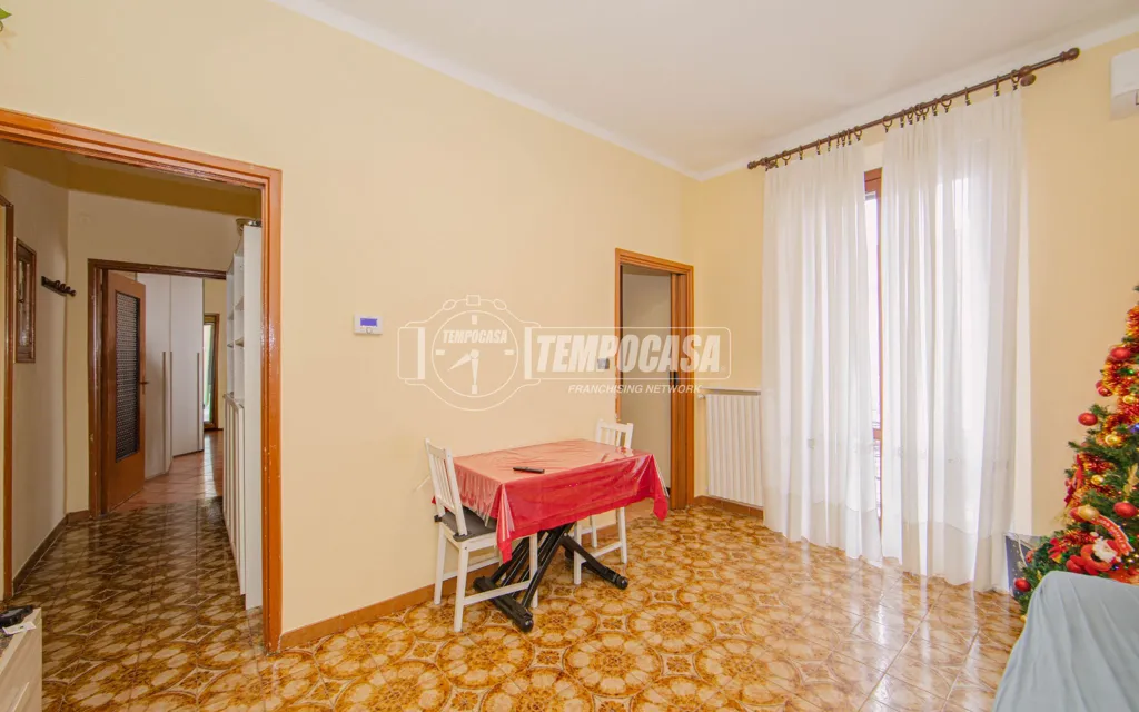 Salle à manger - One-Bedroom Apartment with Balcony in Vigevano Centre