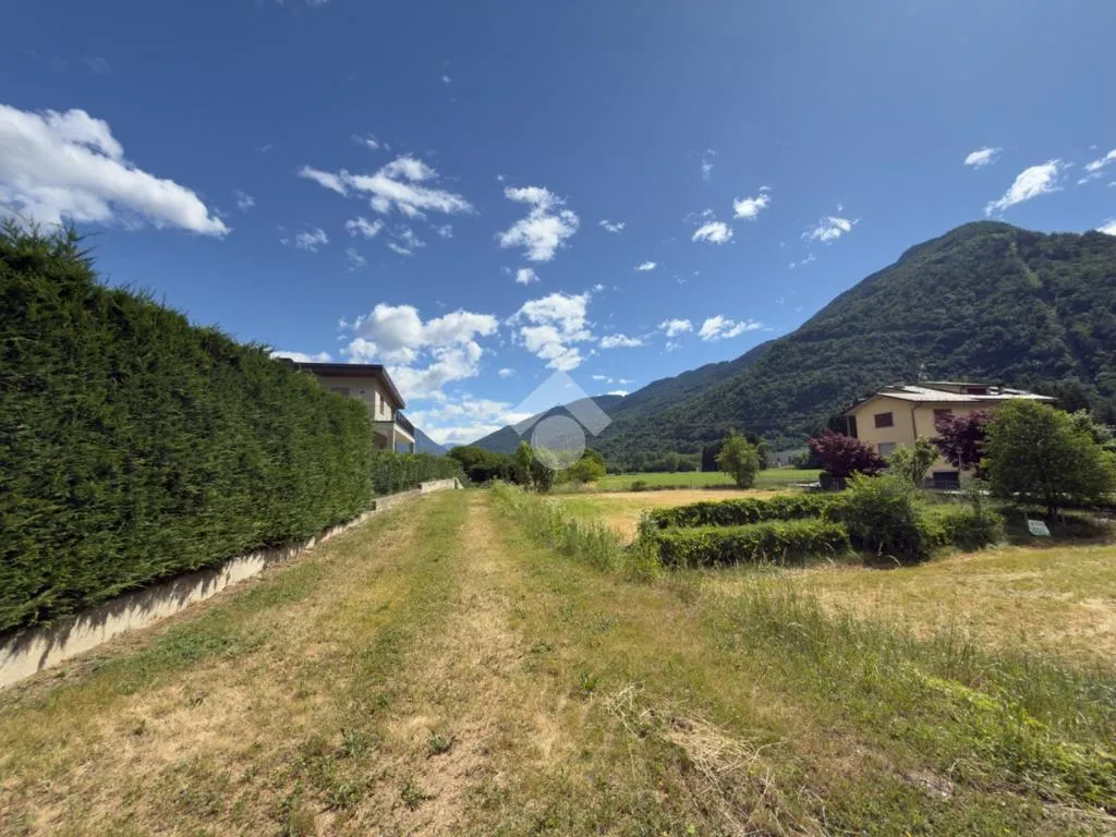 Giardino - Buildable Land with Panoramic Views in Teglio