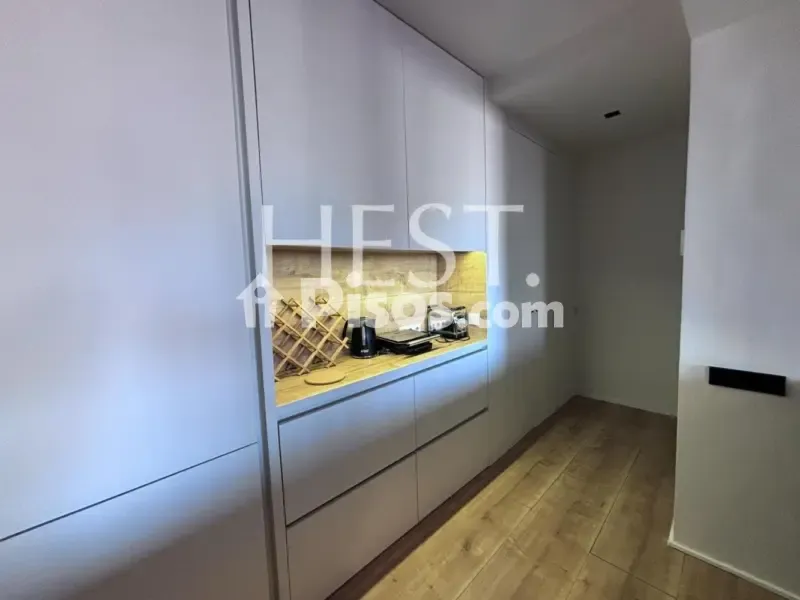 Entrée - Contemporary Flat with Modernist Finca in Diagonal