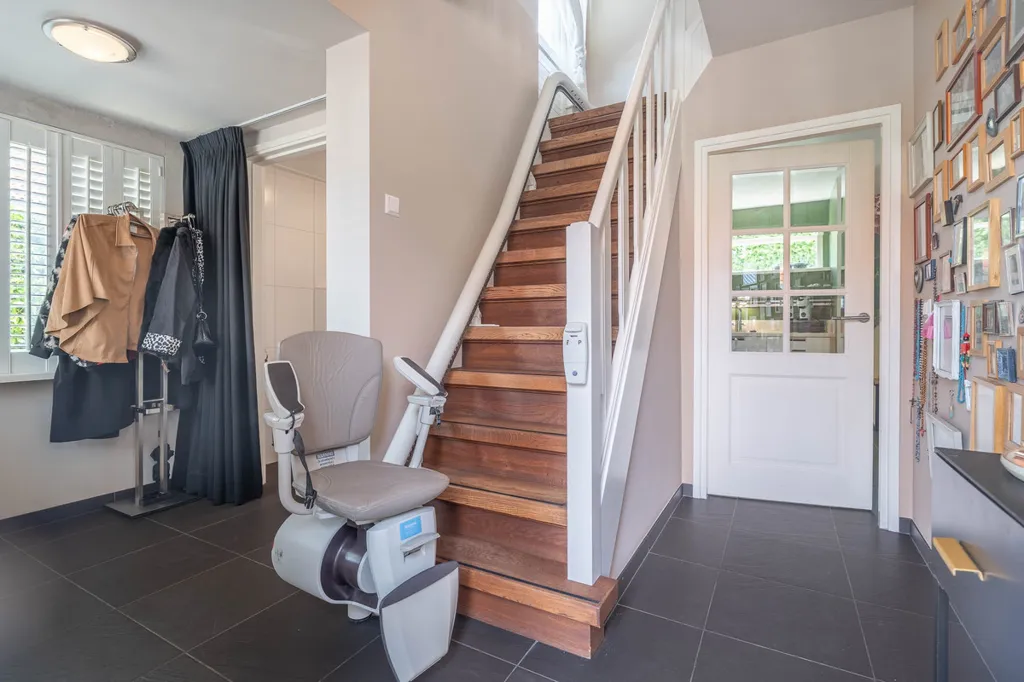 Rooms - Detached House with Private Garden in Yerseke