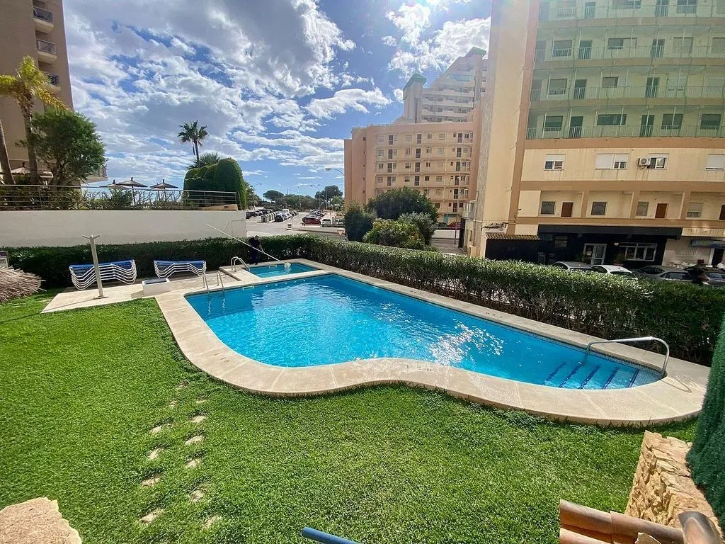 Bassein - Spacious Apartment with Sea View in Caleta