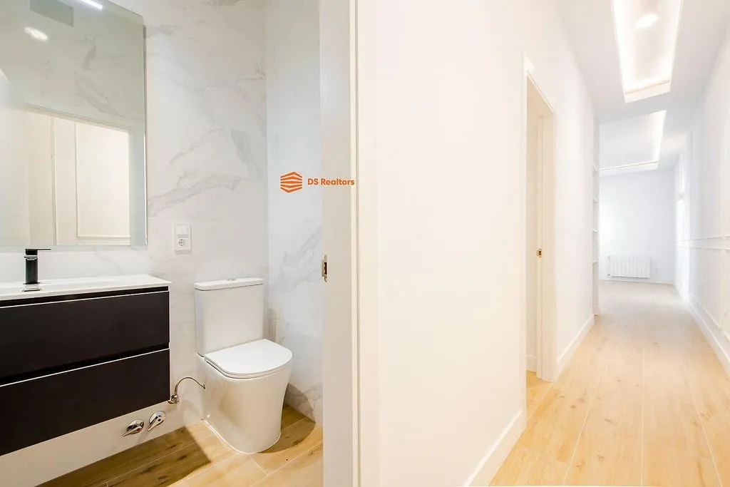 Vannitoad - Modern Flat with A/C in Retiro District
