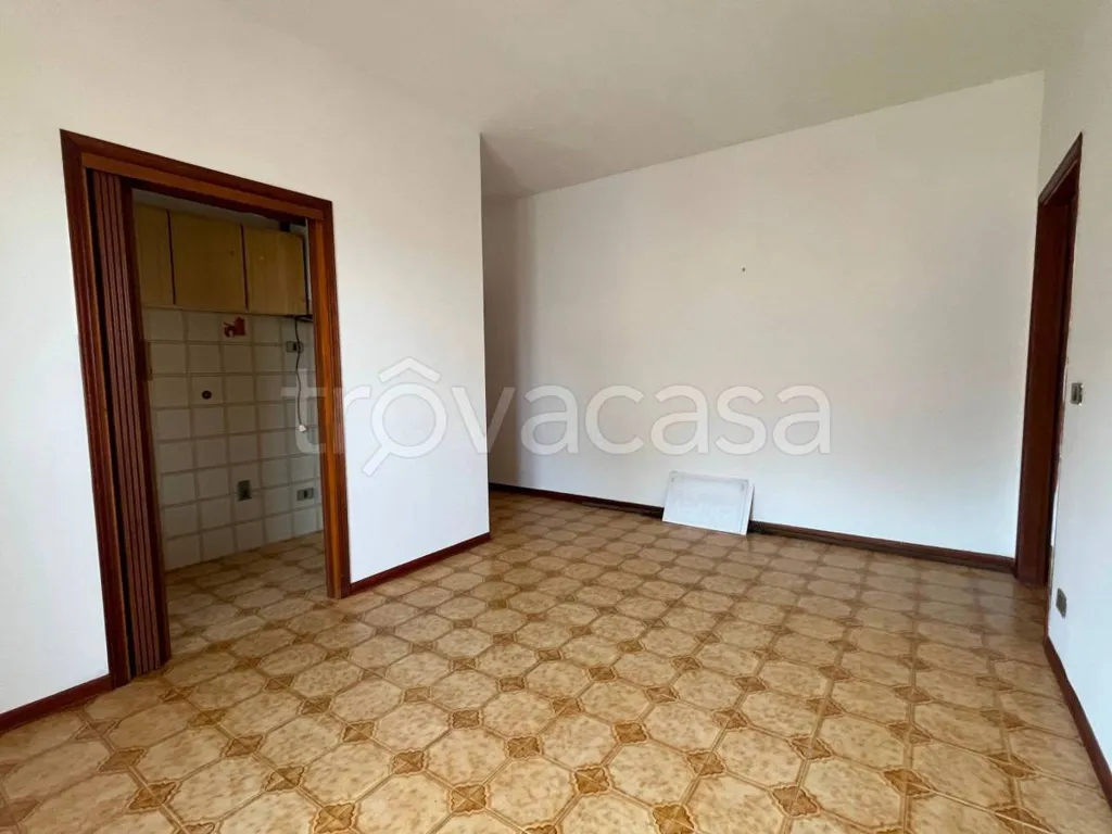 Toad - Apartment with Balcony in Formigana Centre