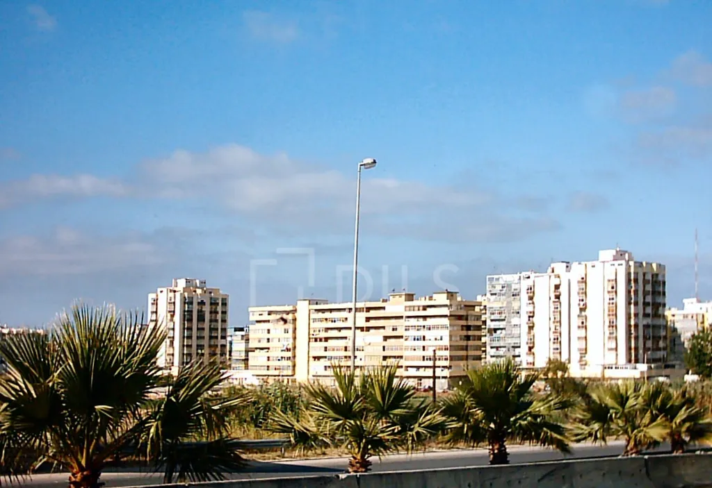 T2 House with Rooftop in Aroeira