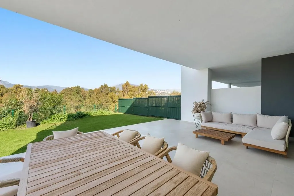 Terrass - Luxury Villa with Pools in San Pedro de Alcántara