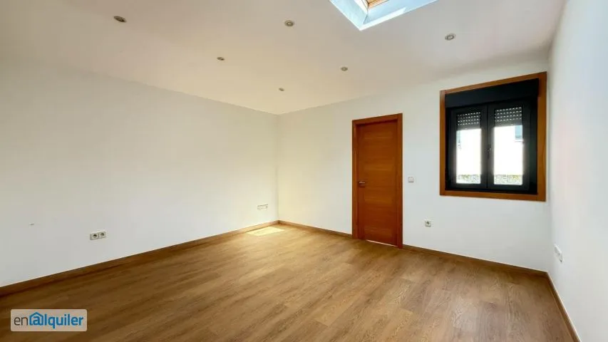 Toad - Modern Flat with Ascender in Vigo's Old Town