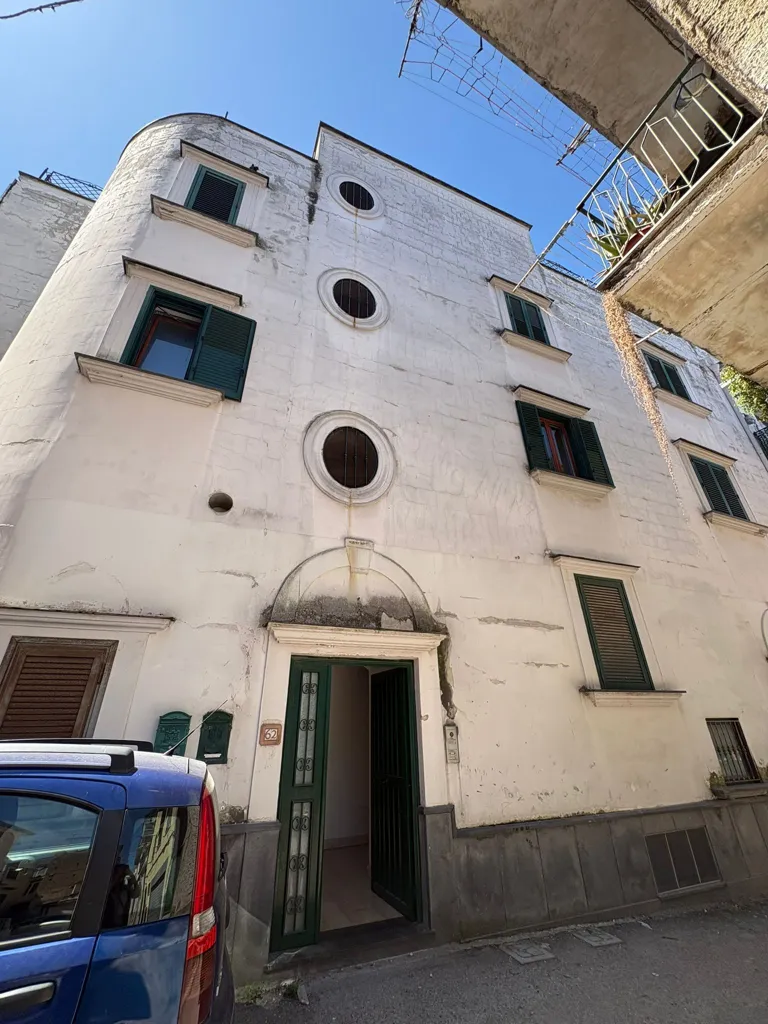Välivaade - Colonial House with Terrace in Palma Campania