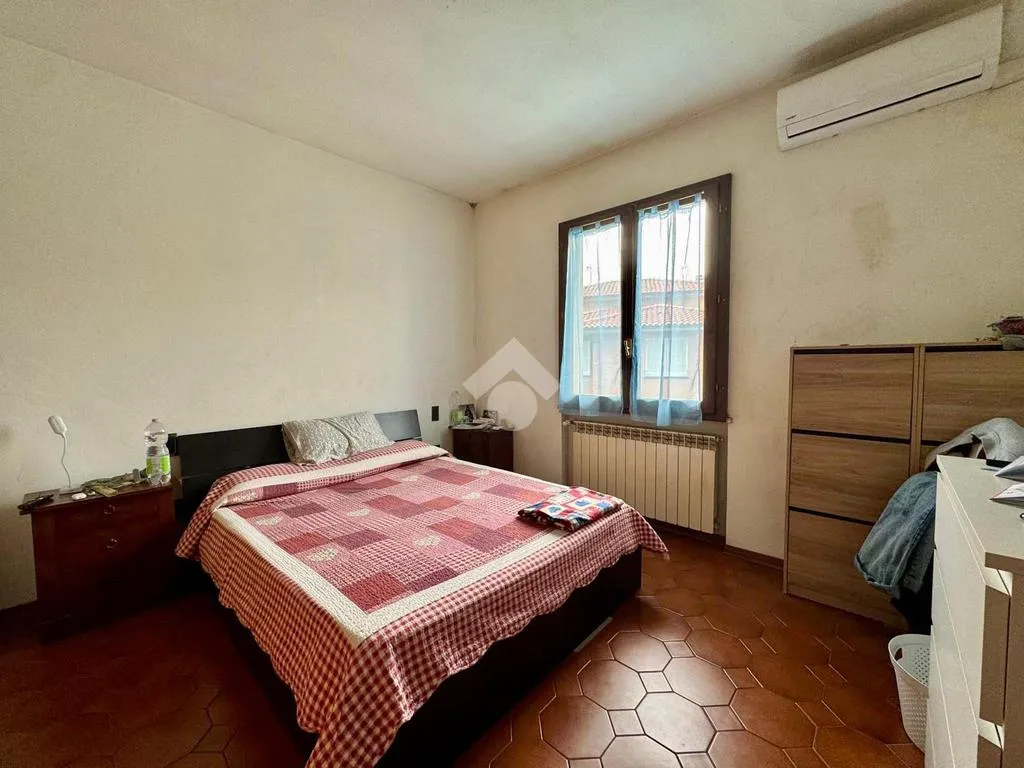 Chambres - 4-Room Apartment with Terrace in Quarrata