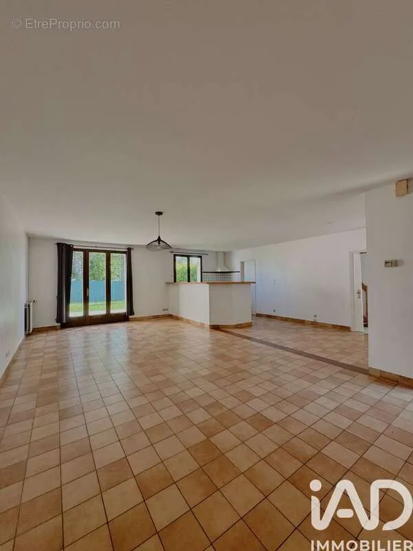 Living Room - Detached House with Garden in Buxerolles