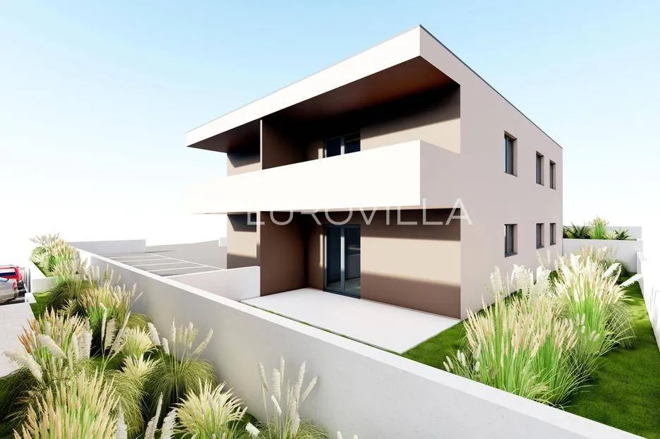 Two-Bedroom Apartment with Balcony in Čibača