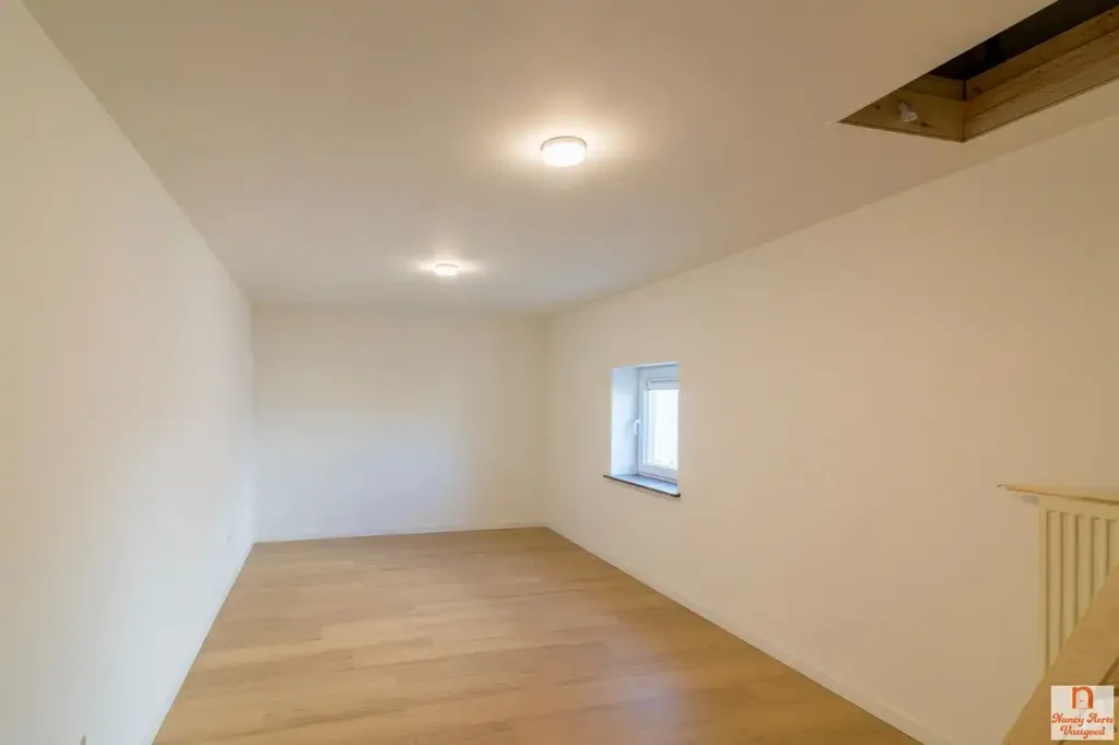 Rooms - Apartment Building with High Visibility in Herk-de-Stad