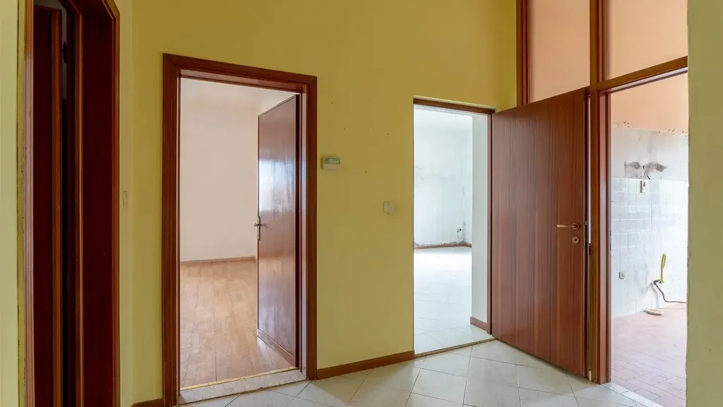Entrée - Three-Bedroom Apartment with Garden in Signa
