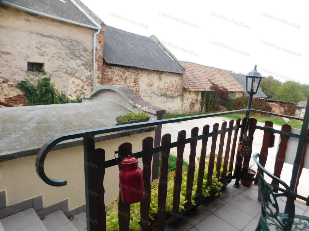 Balcony - Traditional Hungarian Restaurant in Kővágóörs