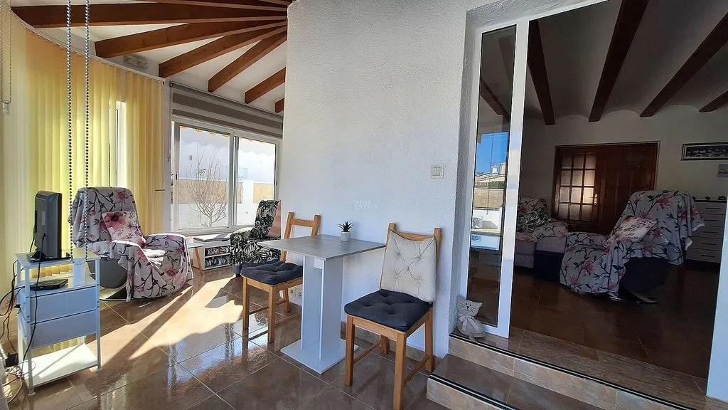 Salle à manger - Chalet with Pool and Terrace in Els Poblets