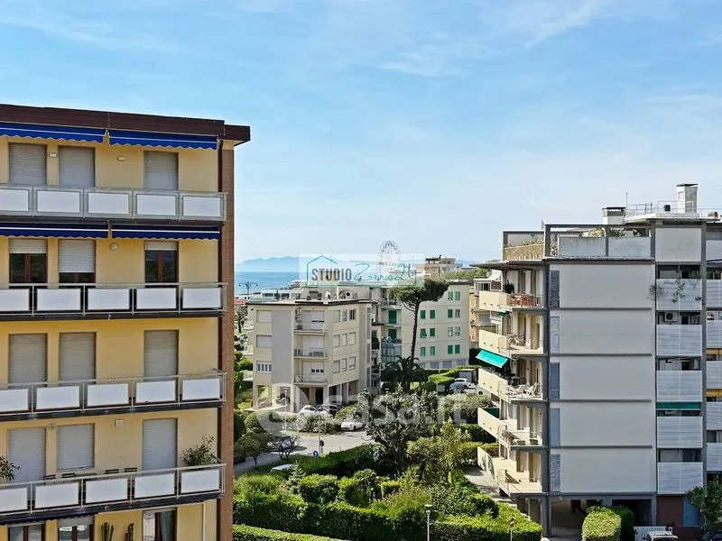 Balcone - Apartment with Sea View in Viareggio