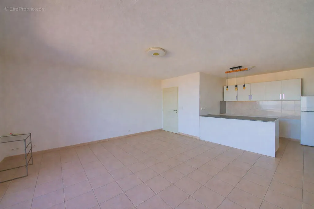 Cucina - T2 with Sea View in Bastia Sud