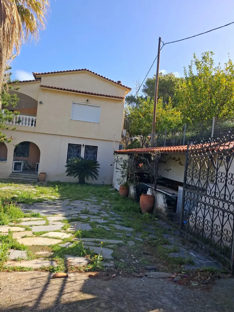4-toaline maja asukohas Peloponnese