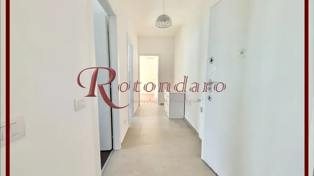 Entrée - Fully Furnished Triplex in Milan